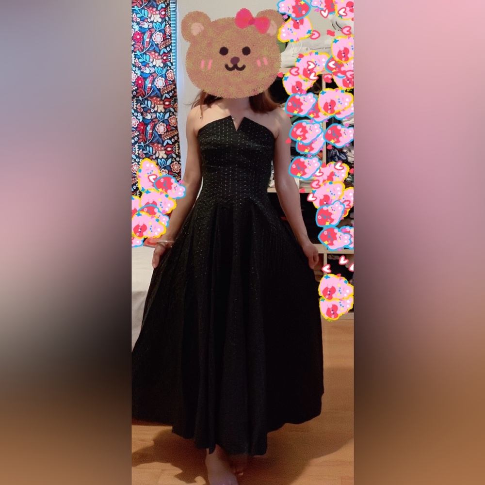 Vintage gorgeous strapless evening gown fantastic dress. Size 0